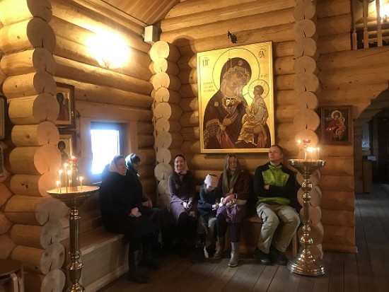 Храм святой равноапостольной нины в черемушках. Храм в черемушках расписание. Храм равноапостольной нины в грузии. Храм святой равноапостольной нины в черемушках. Лавра в черемушках.