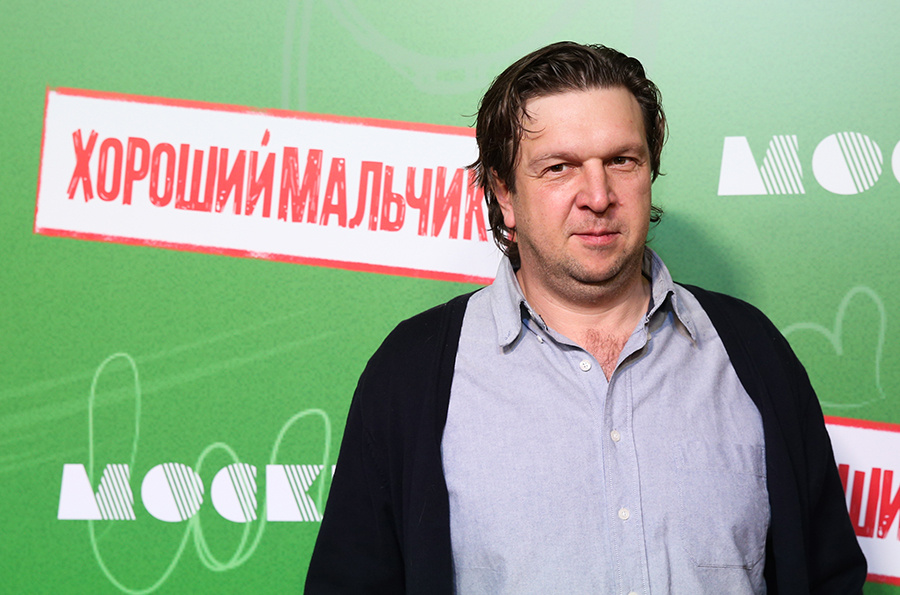 С середины 90-х до 2012 года актер не снялся ни в одном фильме, сосредоточившись на бизнесе