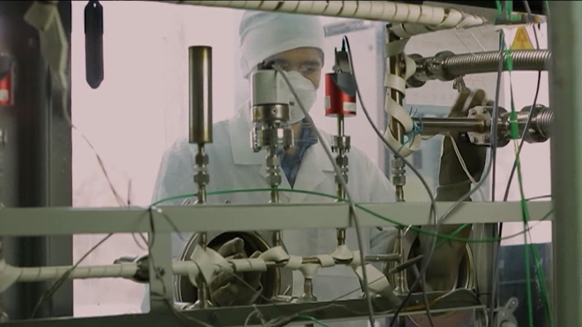 Кто стал лауреатом премии президента РФ в области науки и инноваций