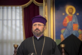Армянский патриарх Константинополя едет в РА для участия в заседаниях Верховного духовного совета