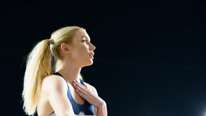 Российская легкоатлетка бежала в США. Теперь ноет: Да нафиг надо! Жесть полная!