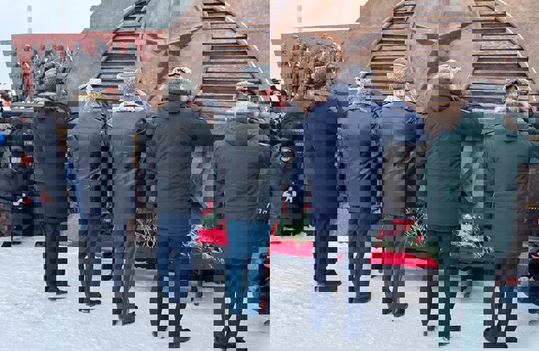 В Перми начальник территориального управления Росгвардии почтил память защитников отечества и жителей блокадного Ленинграда 