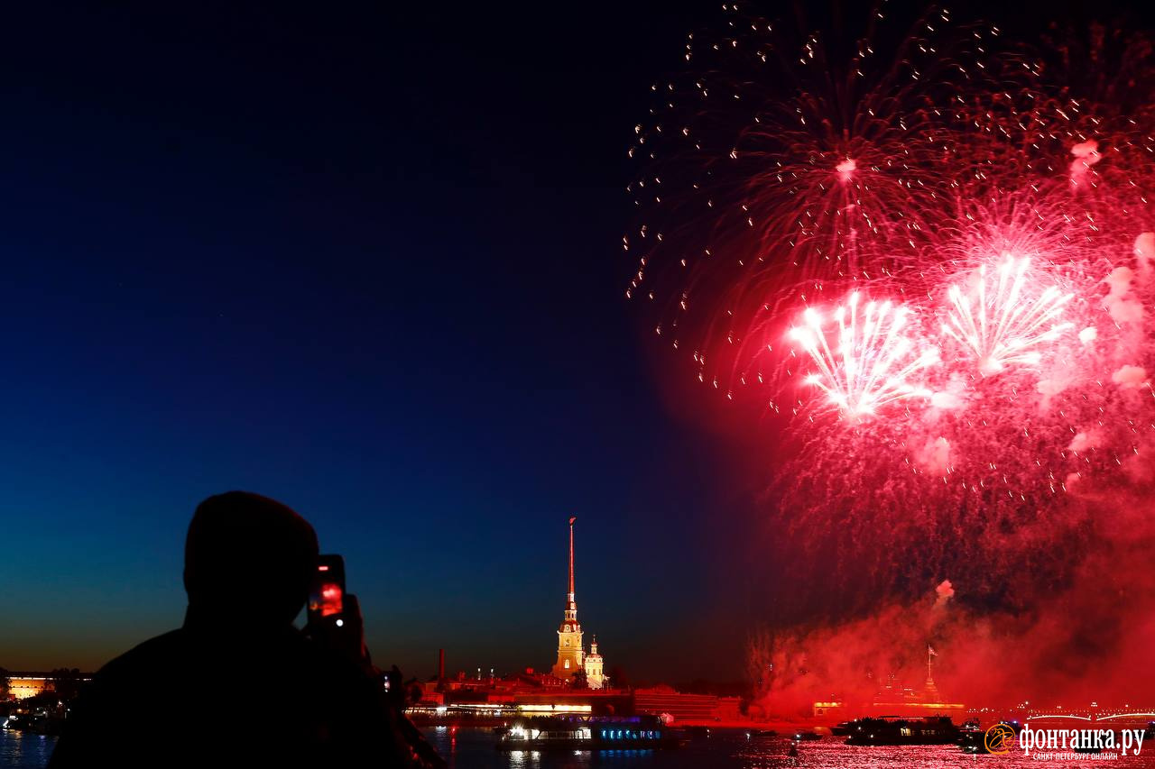 День города кронштадт салют. Салют в Питере. Салют СПБ 27 января. Салют на 23 февраля СПБ. Салют в СПБ сегодня.