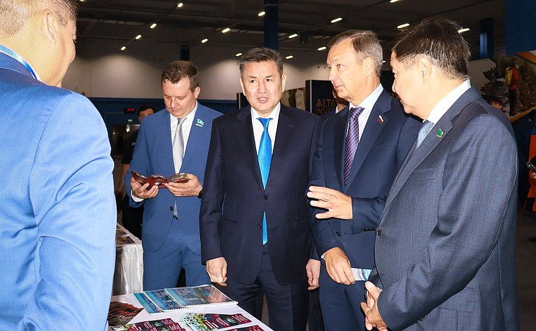 Делегация Совета Федерации приняла участие в проходящем в Усть-Каменогорске пленарном заседании Международного инвестиционного форума «Алтай Инвест-2025»