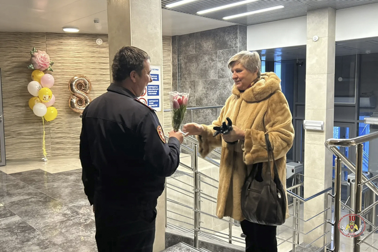 В Управлении Росгвардии по Ямало-Ненецкому автономному округу проходят торжества к 8 Марта