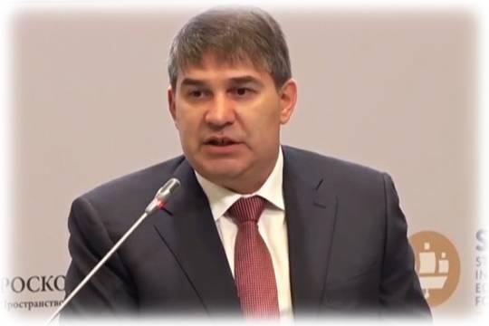 500 миллионов поменяли на полтора года (на фото Сергей Мочальников) (скриншот: youtube.com/ ОСЗАКАЗ.ТВ)