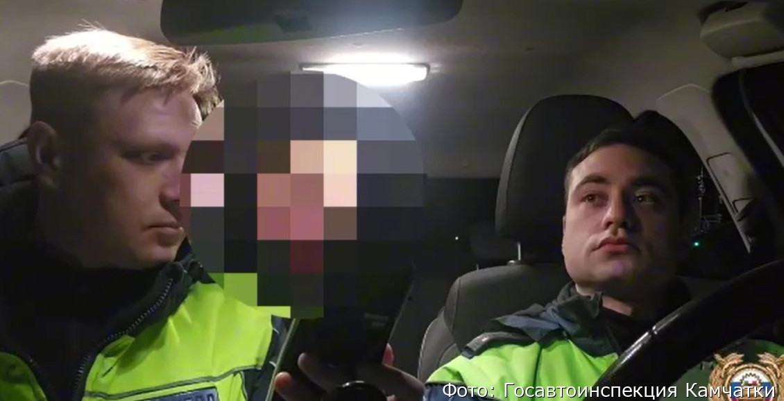 Выдала себя: камчатские гаишники задержали нетрезвую автомобилистку (видео)