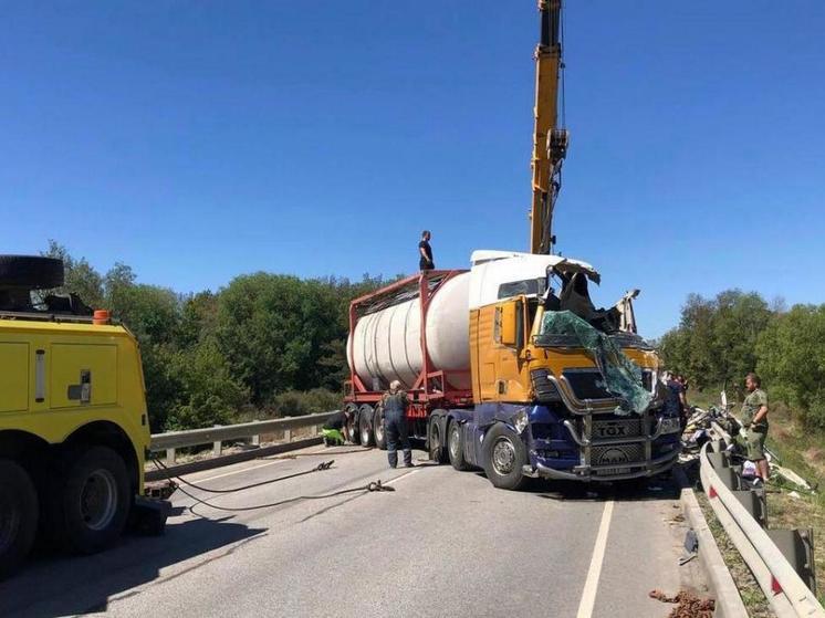 Трасса в Лысогорском районе снова открыта для движения