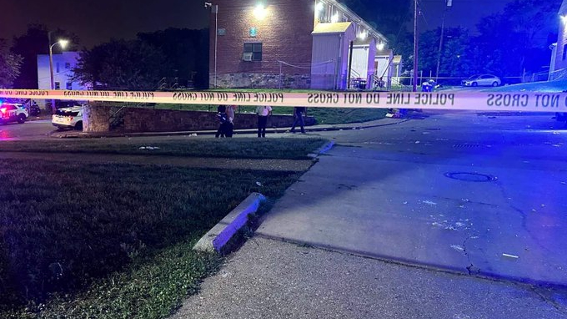 Трагедия в балтиморе сша. Полиция США. Baltimore Mass shooting leaves 2 Dead, 28 injured at Street Party.