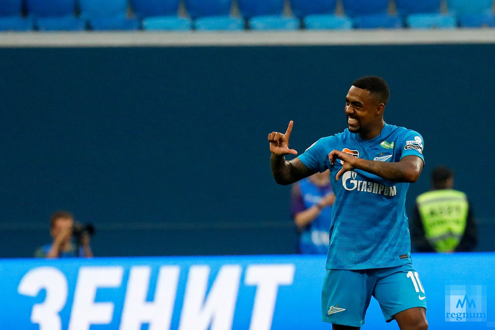 зенит 2 счет. футбольный клуб зенит. зенит кубок рпл 23. зенит торпедо. цска зенит 2018.