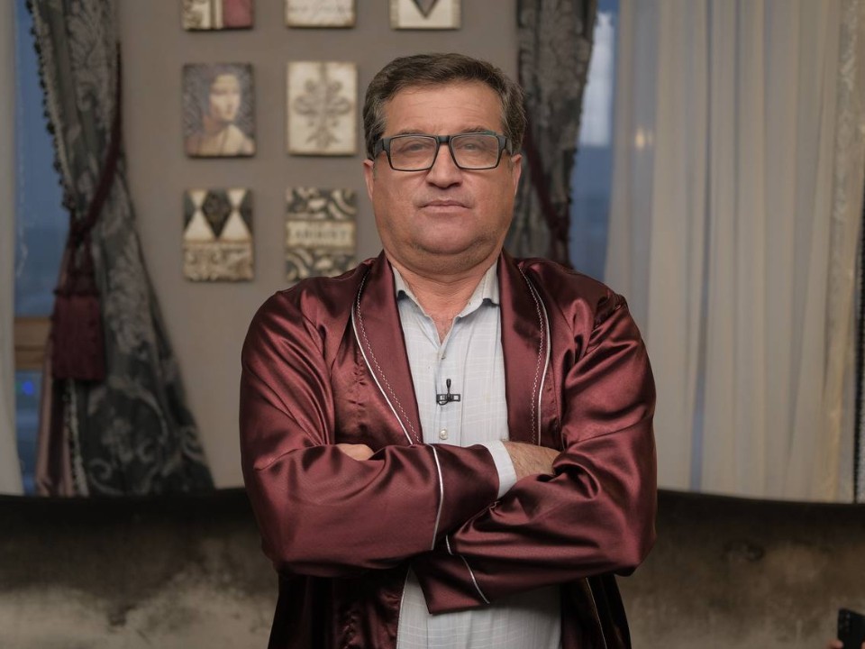 «Дима, ты мой кумир»: ОтарКушанашвили разнес оправдания Диброва за расстегнутую ширинку