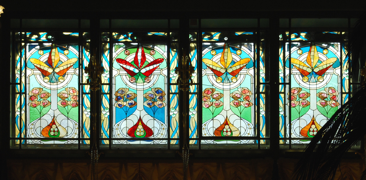 станция метро волковская витраж. арцыбушев витражи. витраж в русском стиле. витражи эжена грассе. витраж город петербург.