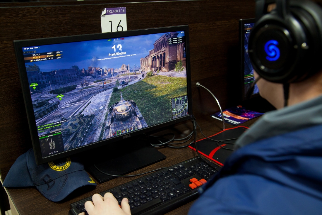 Геймер 5 букв. Геймер 5 букв. Хобби компьютерные игры. Игрок/вкомпютерные/игры. Геймер.