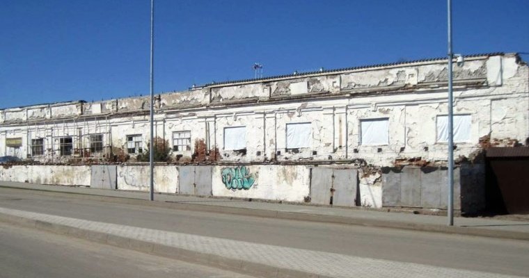 Суд решил изъять старинные торговые ряды у собственника в Сарапуле