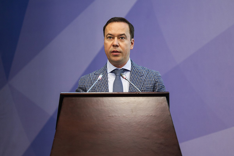 Рустам Абдулхаков: «Только за транзит воды в Лаишевский район выплаты в пользу одной организации могут достигать почти 49 миллионов рублей. Эти средства могли бы быть направлены на восстановление собственных сетей и сооружений»