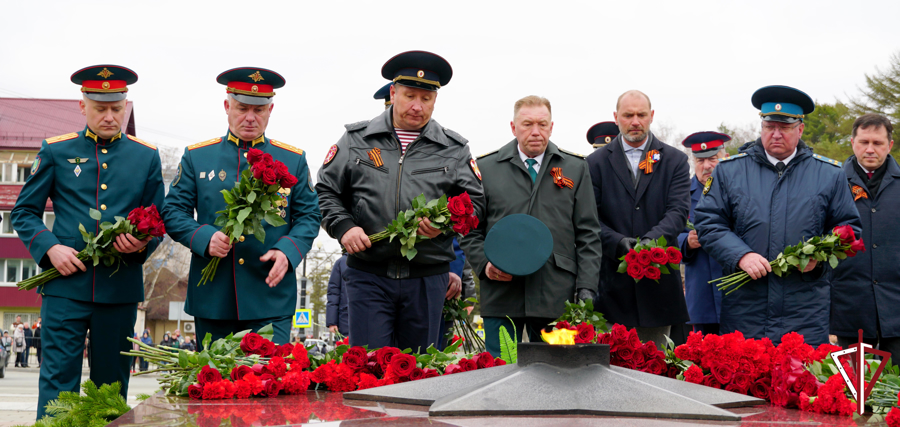 На Сахалине в торжественных мероприятиях, посвященных празднованию 79-ой годовщины Победы в Великой Отечественной войне, приняли участие росгвардейцы 