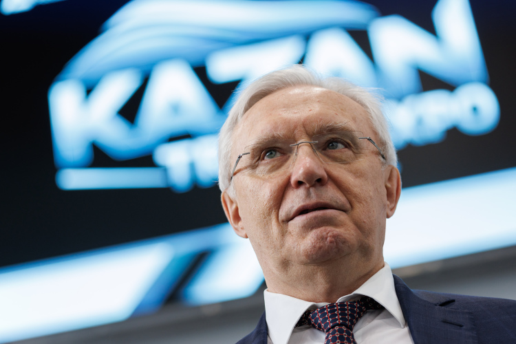 Ранее против Когогина и КАМАЗа уже были введены санкции США, Великобритании, Японии и ряда других стран