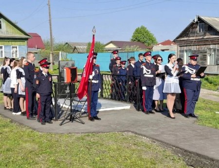 На месте подвига лётчика Владимира Годыны прошёл торжественный митинг в преддверии Дня Победы
