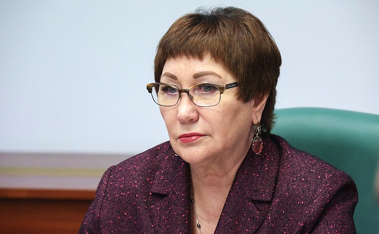 Елена Перминова