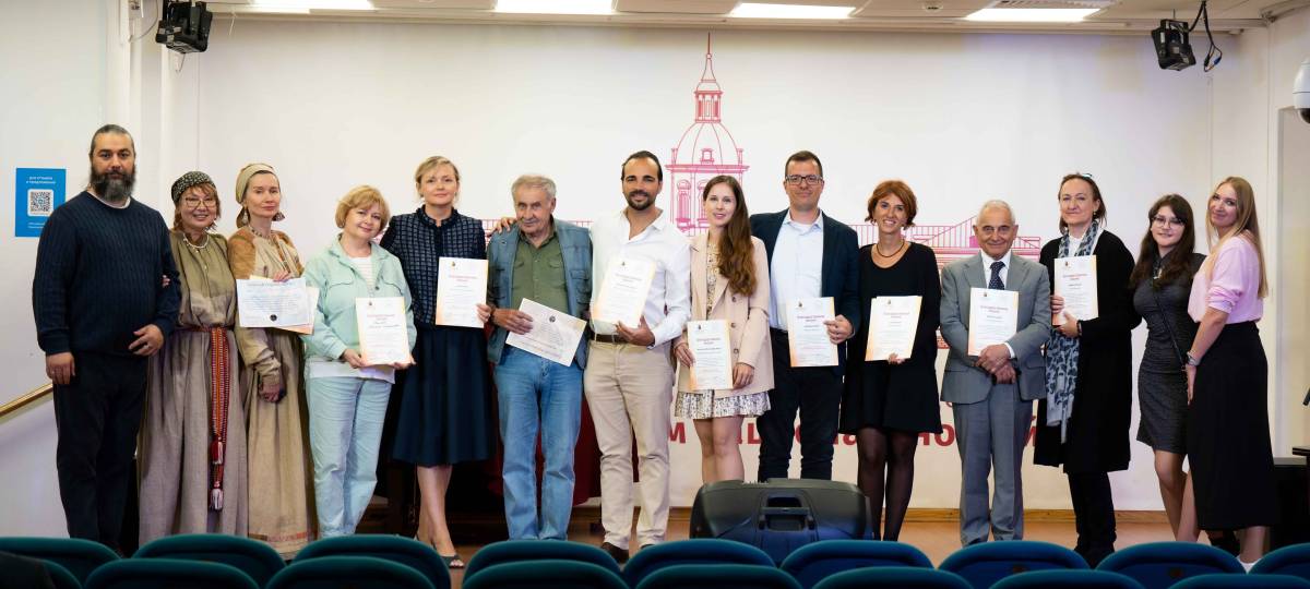 Научно-реабилитационный центр «Инва-Академия». Презентация международной выставки, посвященной 80-летию Великой Победы над фашизмом «Великая Победа и Мир Родины в творчестве детей и взрослых, в том числе с ограниченными возможностями здоровья»