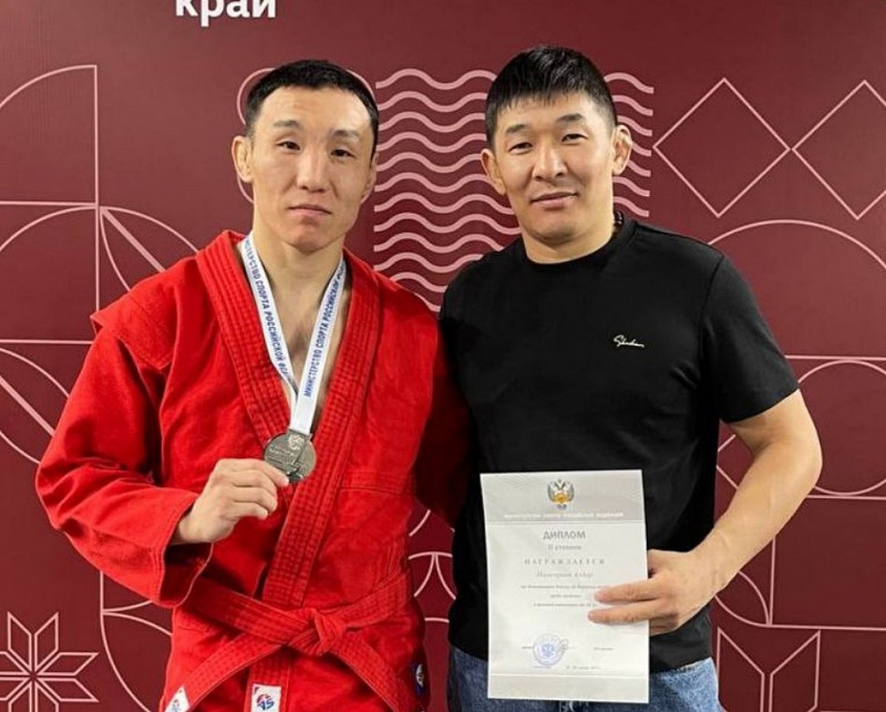 Алдар Намсараев - вице-чемпион России по боевому самбо
