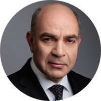 Отставки и назначения