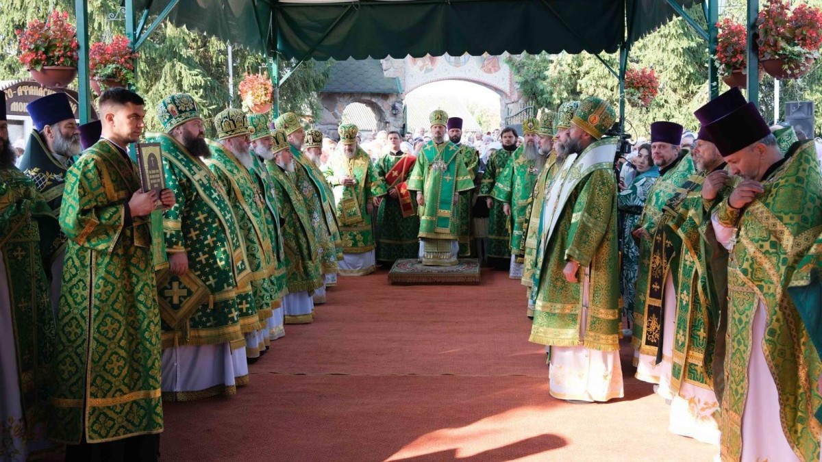 В Афанасиевском монастыре Бреста прошли торжества, посвященные 345-летию обретения мощей преподобномученика Афанасия Брестского 