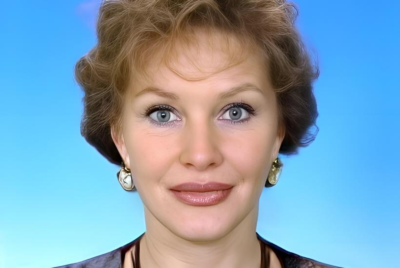 Елена Проклова