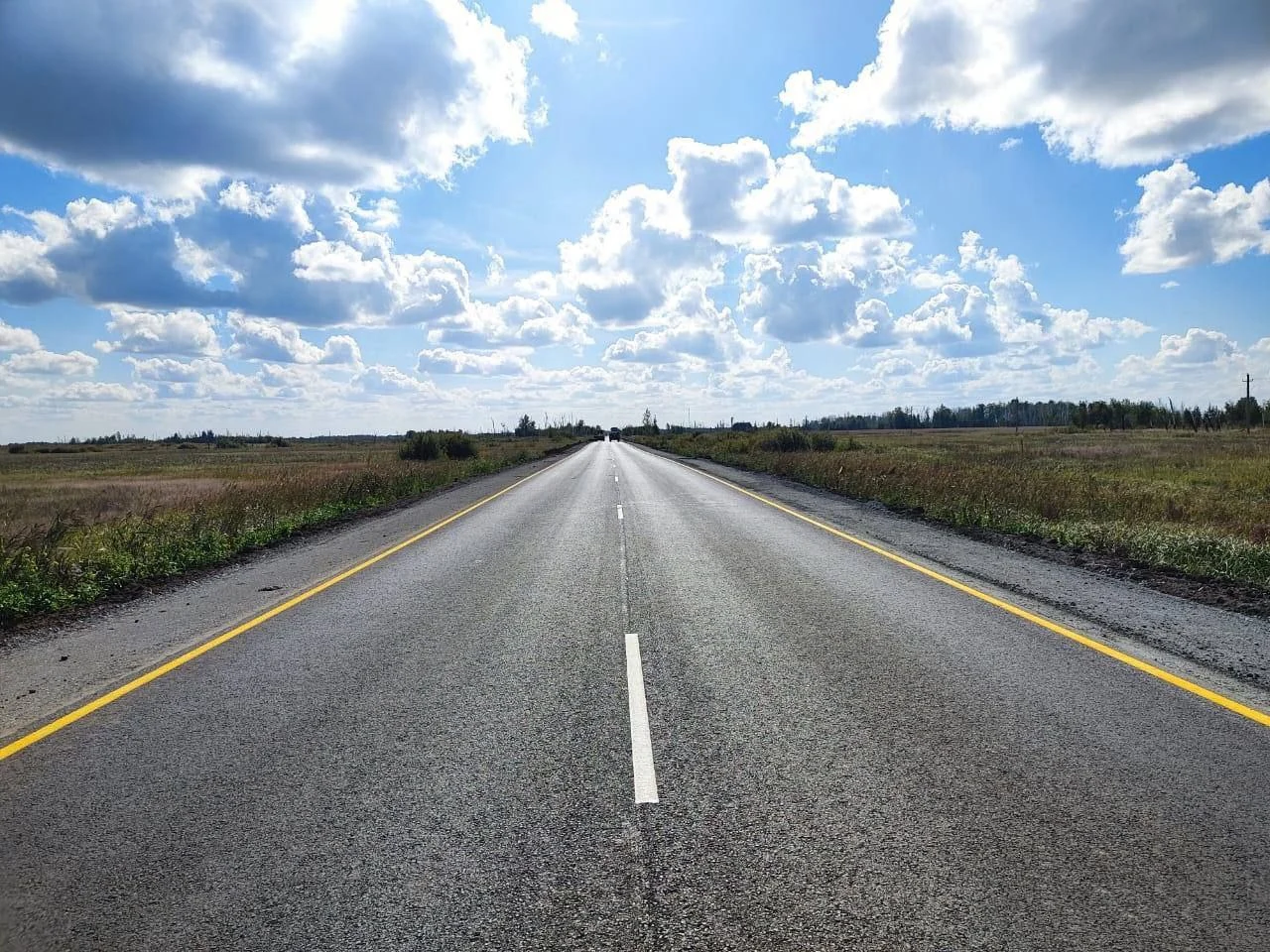 В Омской области завершен ремонт дороги Называевск – Исилькуль