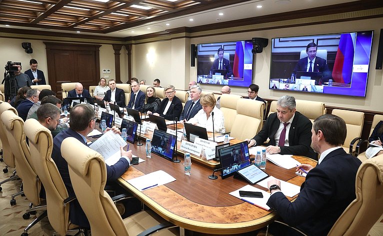 Круглый стол на тему «Совершенствование законодательного регулирования страхования киберрисков в условиях цифровой трансформации экономики»