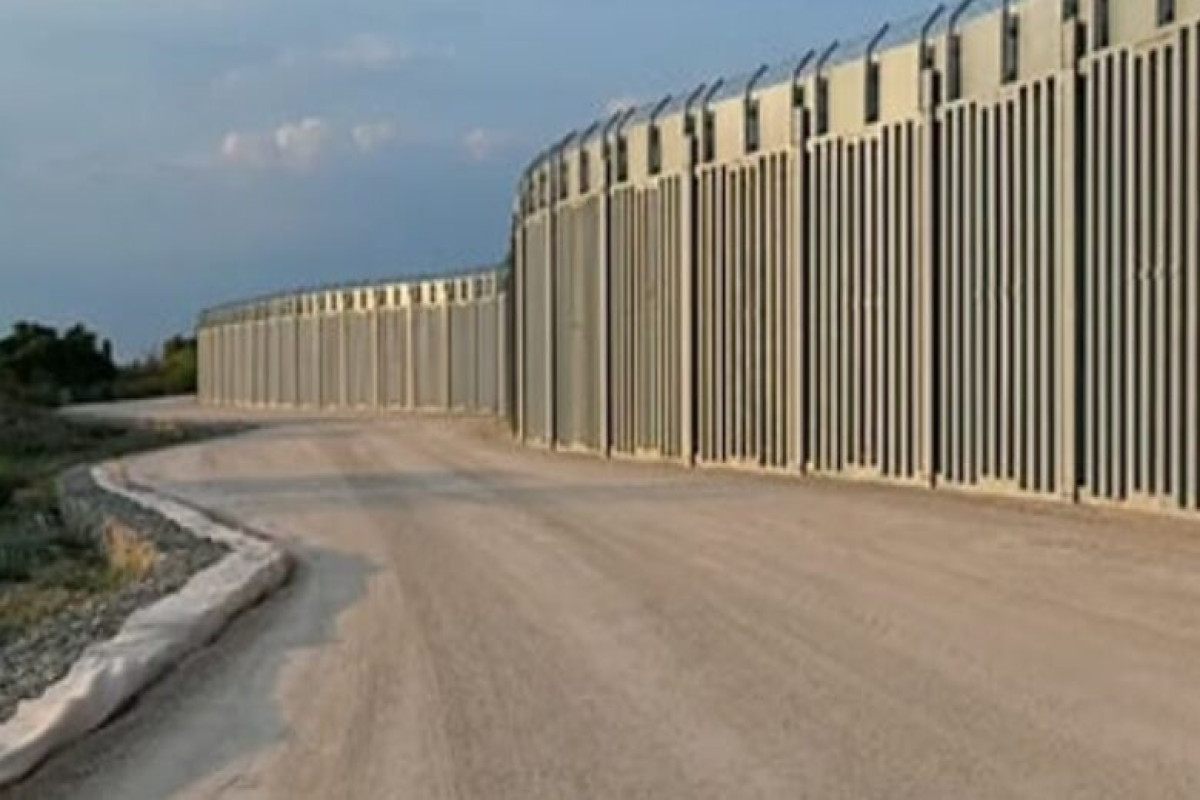 Если латвия построит забор на границе с россией