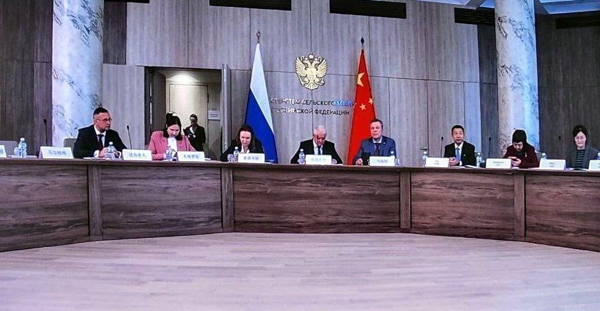 Сотрудничество России и Китая в борьбе с опасными вредителями и болезнями растений