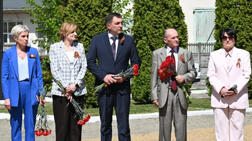 Брянские медики почтили память погибших в годы войны коллег