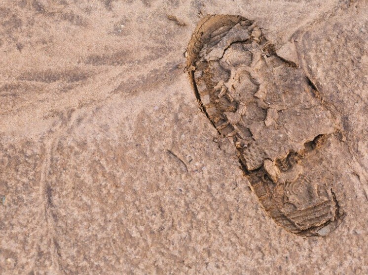 Ученые выяснили, что человек носил обувь 148 тысяч лет назад