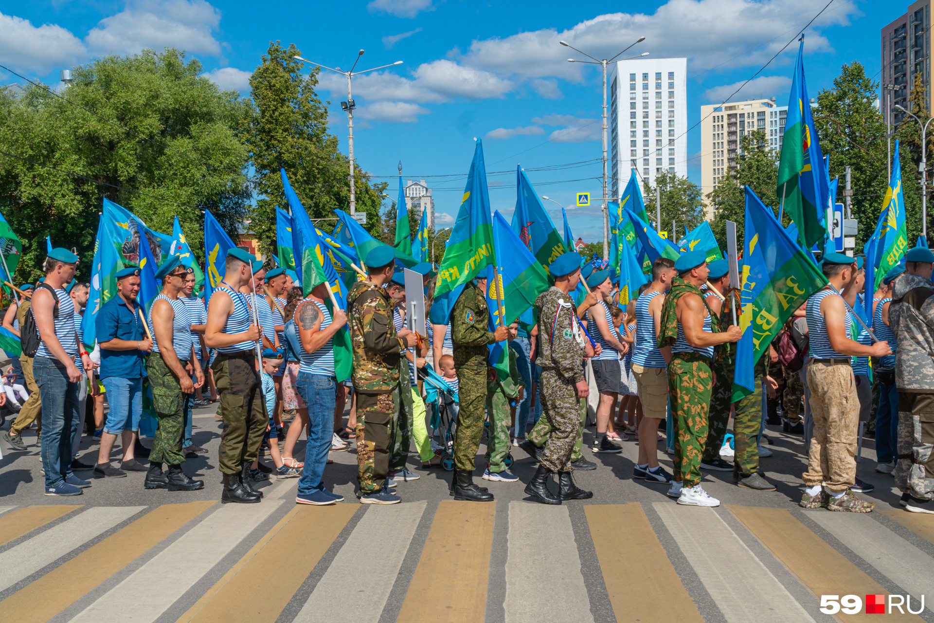 гей парад на день вдв видео фото 28