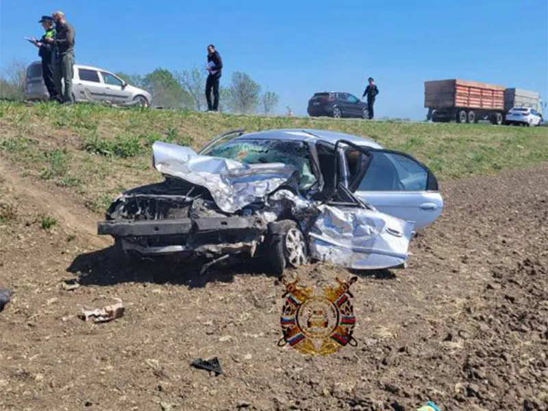 На Кубани при столкновении двух автомобилей погиб 1 человек