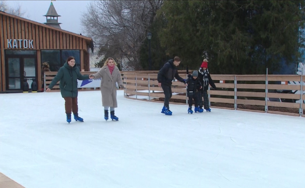 каток в кремле астрахань 2022. открытый каток астрахань. астраханский кремль каток. каток в кремле астрахань. каток астрахань 2022.