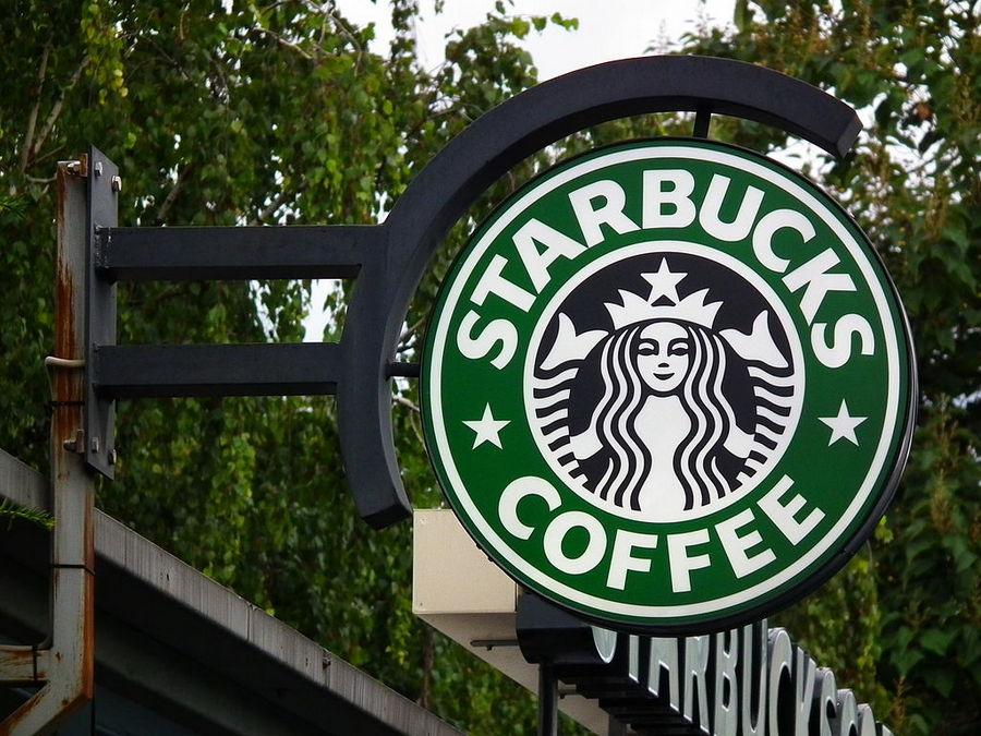 фото: ru.wikipedia.org | Starbucks зарегистрировал товарный знак в России. Дойдет ли сеть до Владивостока?