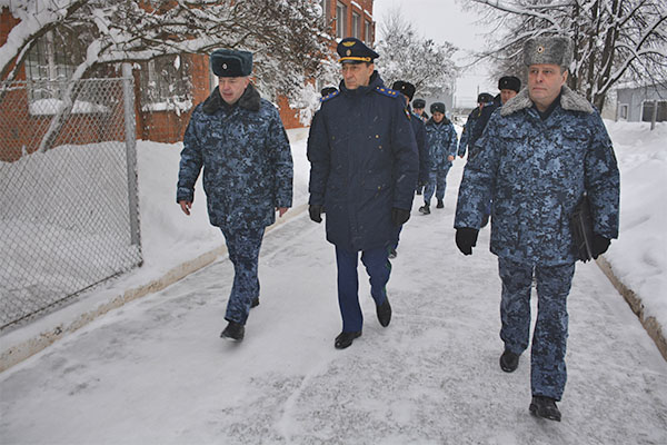 Прокурор Удмуртской Республики Артем Николаев посетил исправительную колонию №12