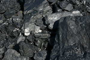 «Якутуголь» выделил 50 тонн бесплатного угля для поселка Джебарики-Хая
