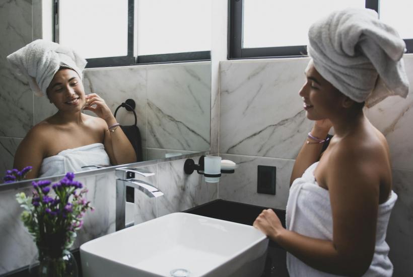 Полотенце на голове