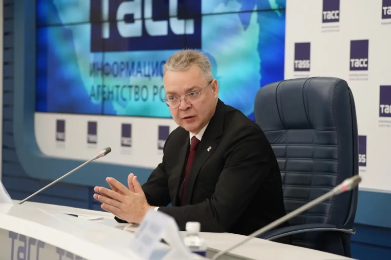 ГУБЕРНАТОР ВЛАДИМИРОВ: САМУЮ БОЛЬШУЮ РАБОТУ ПО ПОДДЕРЖКЕ БОЙЦОВ ПРОВОДЯТ САМИ СТАВРОПОЛЬЦЫ