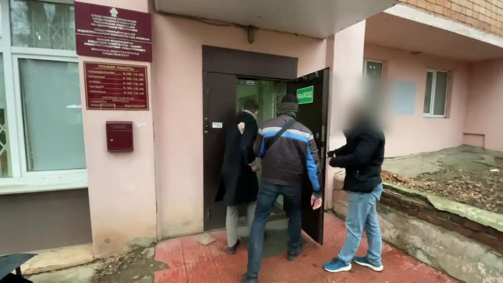 Начальника одного из отделов Удмуртнефти задержали в Ижевске