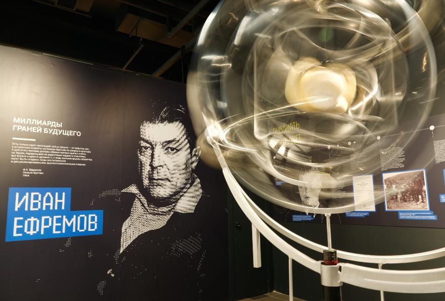 Государственный литературный музей «ХХ век» открыл новое пространство в Ледовом дворце | ФОТО Марии ШЕРИХ