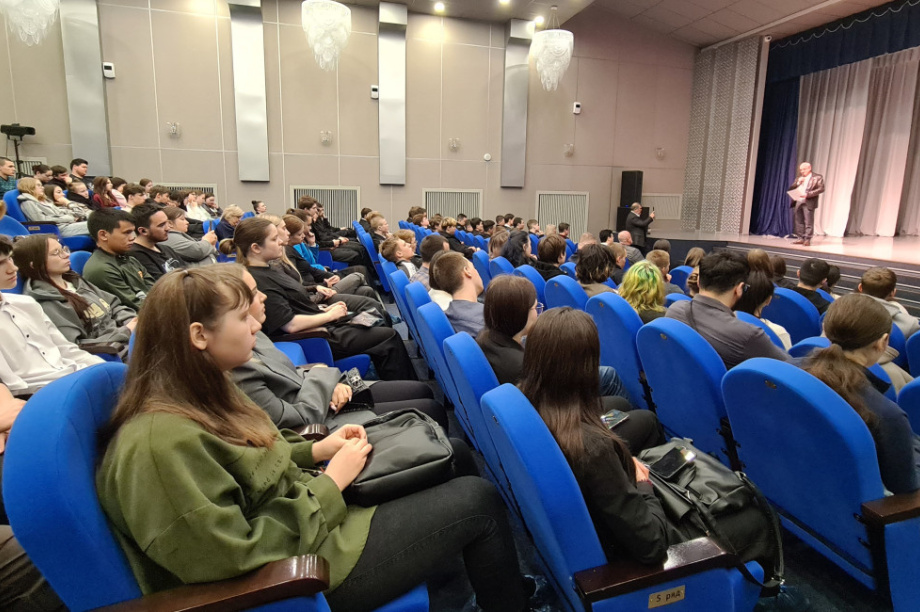 На Камчатке представлен документальный фильм о нацистских пособниках. Фото организаторов. Фотография 3