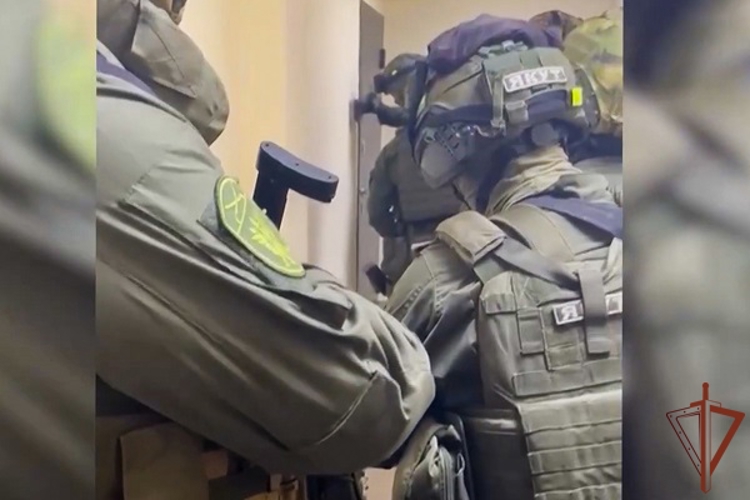 При содействии спецназа Росгвардии в Ростове-на-Дону задержаны подозреваемые в многомиллионной краже