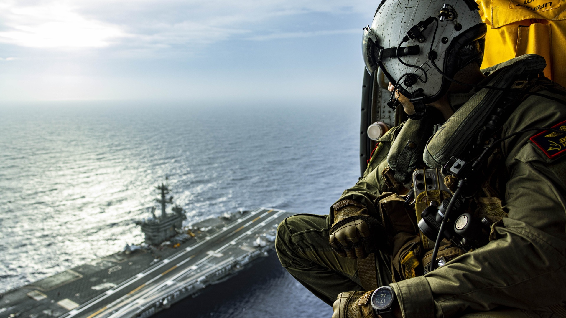 x.com/USNavy