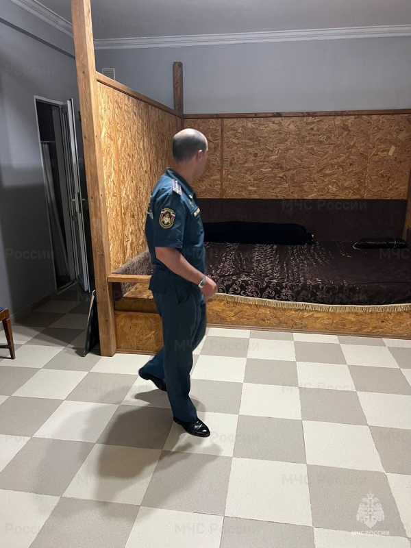 Профилактические визиты специалистов МЧС России на объектах туристического бизнеса