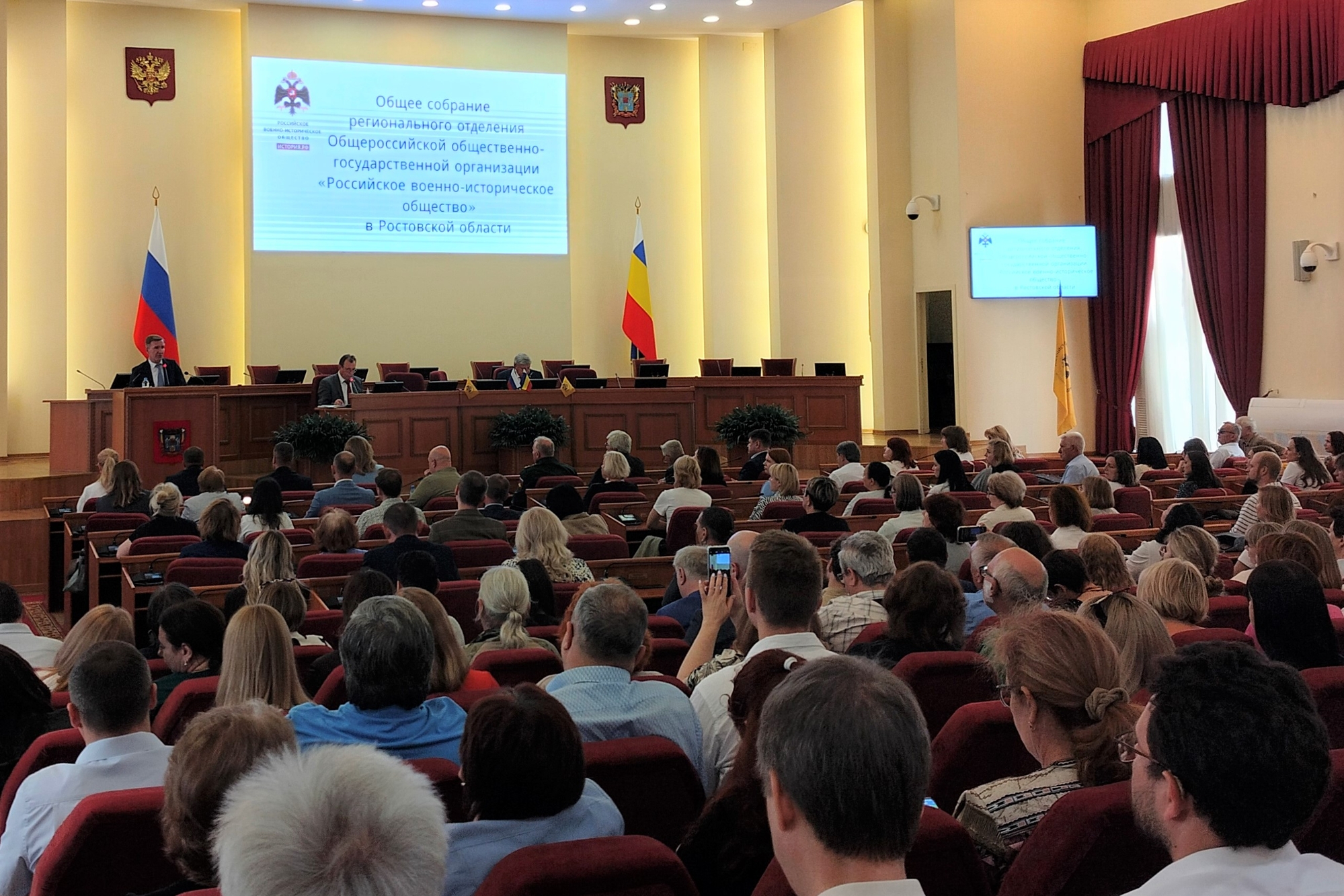 Торжественное открытие памятника Герою Советского Союза, генералу армии Якову Григорьевичу Крейзеру в г. Новочеркасске