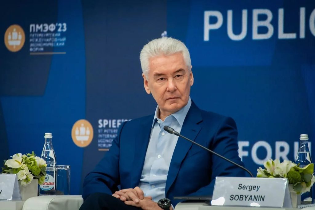 Михаил Мишустин и Сергей Собянин осмотрели работу кластера «Ломоносов»